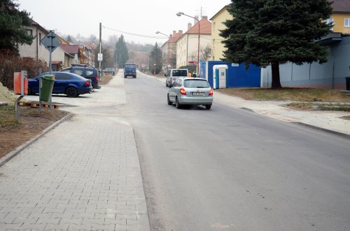Rekonstrukci ulice Nad Gymnáziem jsme dokončili