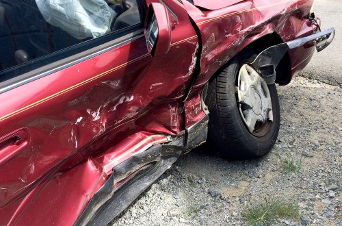Celkový počet dopravních nehod se meziročně mírně snížil