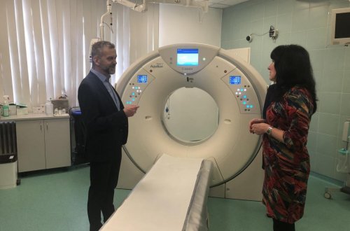 Novoměstská nemocnice má nový počítačový tomograf. Jako jediný v republice je vybaven umělou inteligencí