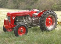 tractor-609558 640