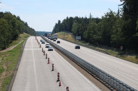 Úsek dálnice mezi Bíteší a Devíti kříži je od včerejška otevřen
