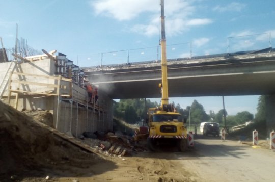 Podjezdy pod dálnicí na Netín a Lavičky budou uzavřeny