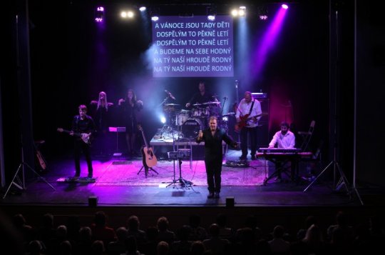 První letošní vánoční koncert patřil Jakubovi Smolíkovi