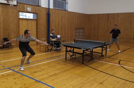 Stolní tenisté si připsali vítězné body