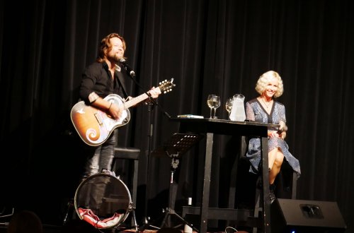 Rodinný talkshowrecitál přivezl Richard Krajčo a Karin Krajčo Babinská 