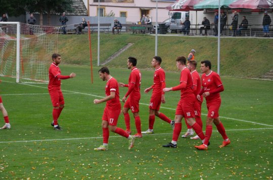 Do třetice tři body