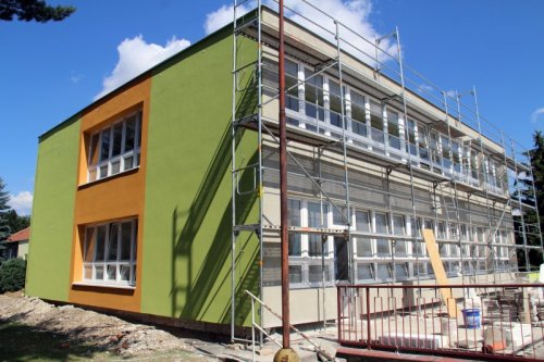 Zateplování školek pokračuje