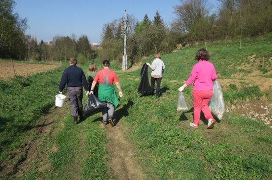 Žďárská Charita uklízela Vysočinu