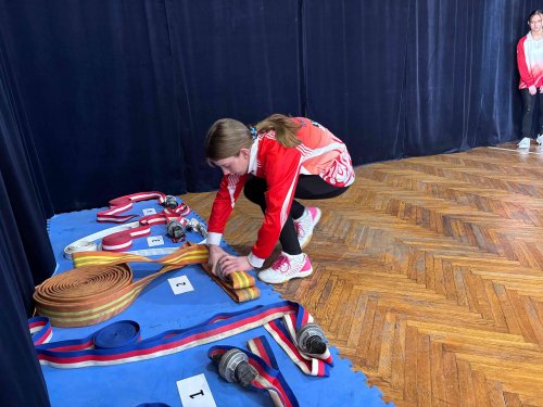 Dvě soutěže v jednom dni - uzlovka a štafeta dvojic 