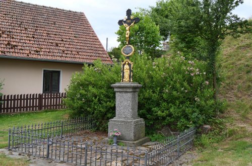 Černých kříž - Olší nad Oslavou