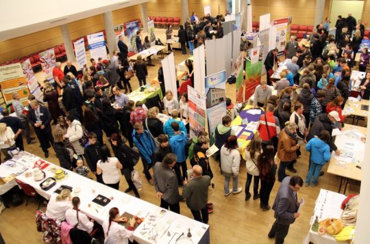 Žákům se představilo pětadvacet škol, firmy zájem neprojevily