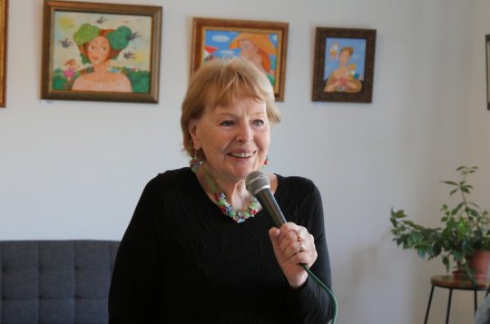 Obrazy Vlasty Švejdové zdobí zdi Kovomatu