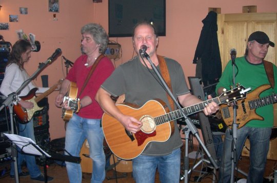 Pozdní sběr hrál o Velikonocích v Tasově