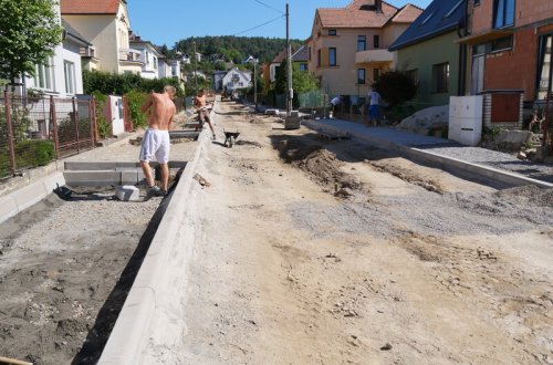 Práce Ve Vilách míří k říjnové pokládce asfaltu