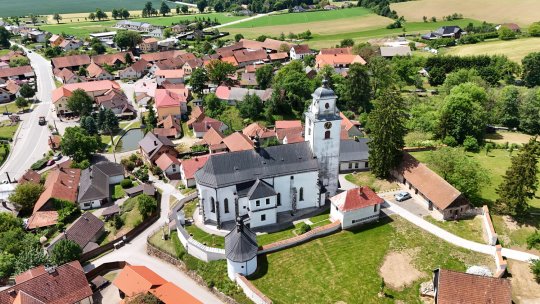 Zapomenuté okamžiky: Smrk a čapí hnízdo jako věčná památka