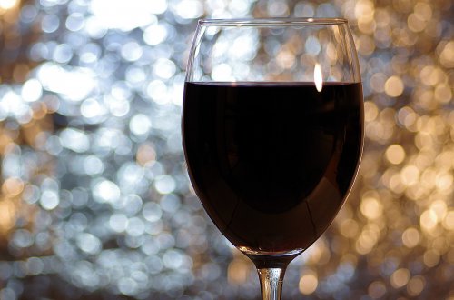 Na ulici ležela opilá žena