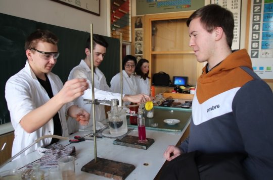 Po odpoledni otevřených dveří gymnázium chystá přijímačky nanečisto