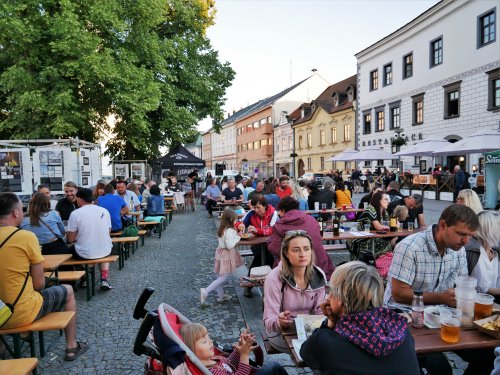 Úvod prázdnin patřil Řeckému večeru