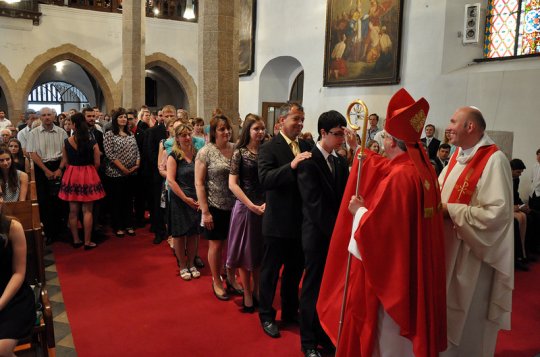 Rozpis poutí, biřmování i prvních sv. přijímání