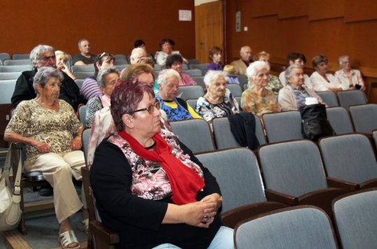Senioři ve Velkém Meziříčí se mohou přes léto vzdělávat