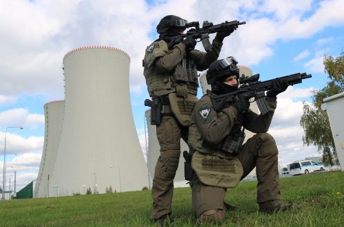 Nové vybavení získal tým policistů ze Speciální jednotky Dukovany 