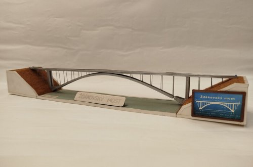 Seriál ze zámku: Žďákovský most ve fondech Muzea VM