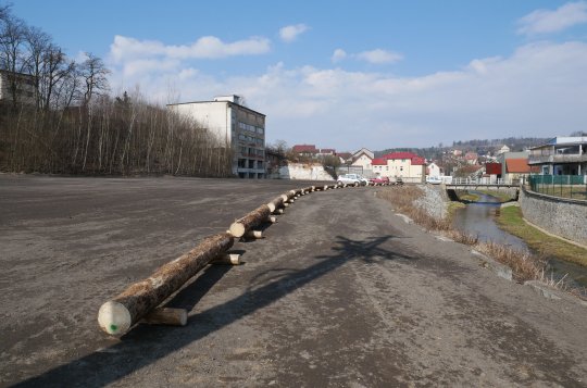 Ve Svitu se rozšíří pěší stezka