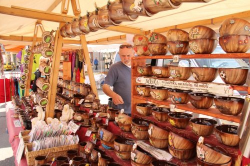 Na náměstí budou tři řemeslné trhy