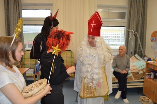 Mikuláš z Nesy potěšil seniory