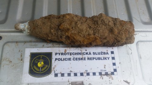 Muž nahlásil nález granátu z druhé světové války poblíž Bobrové
