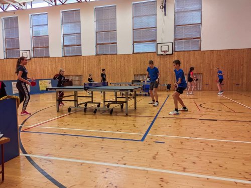 Po celkovém počítání áčko týmovým výkonem dokráčelo k vítězství