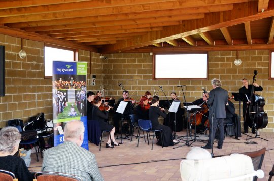 Jihlavská filharmonie potěšila seniory známými melodiemi