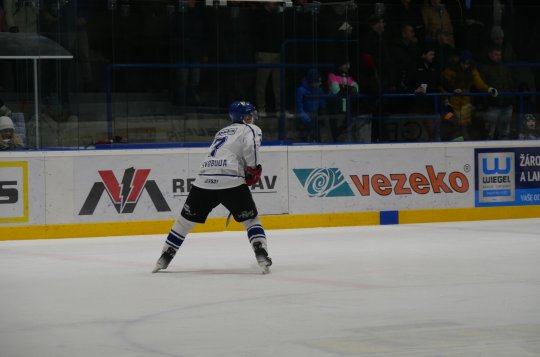 Dnes přiletí Jestřábi