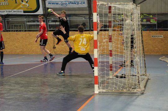 Starší dorostenci jsou na vlně proher 