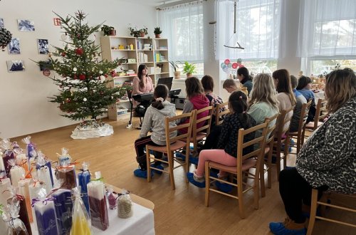 Lidé si z Nesy odnášeli dárky i pohodu