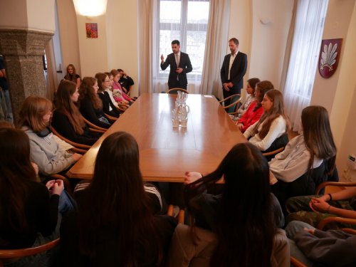 Studenti gymnázia navštívili radnici