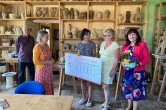 Stará škola v Tasově se promění, nevidomí sochaři představí svá díla veřejnosti