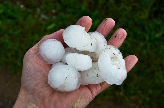 Výstraha před požáry a silnými bouřkami