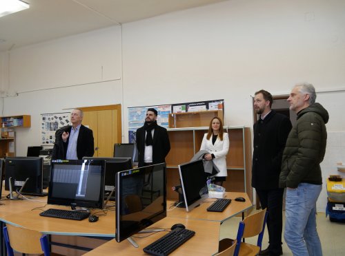 Radní na své pravidelné pochůzce navštívili základní školu 