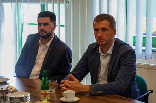 Ministr Vlček navštívil Lisovnu plastů