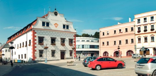 Za tři hodiny začíná první referendum v našem městě