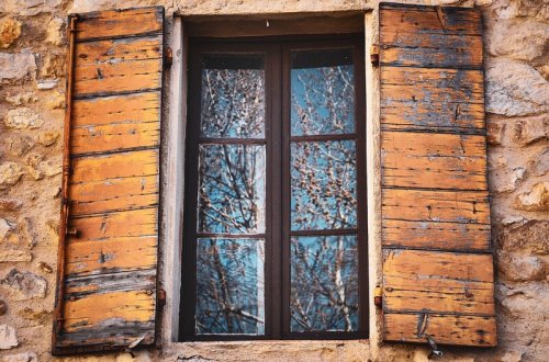 Dávejte si pozor na chaty