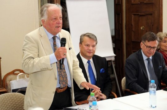 Majitelé hradů a zámků v Meziříčí jednali i obdivovali fresky