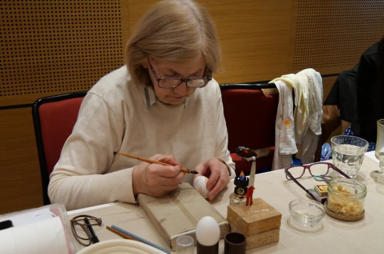 Na velikonoční výstavu přijela mistryně lidové umělecké tvorby