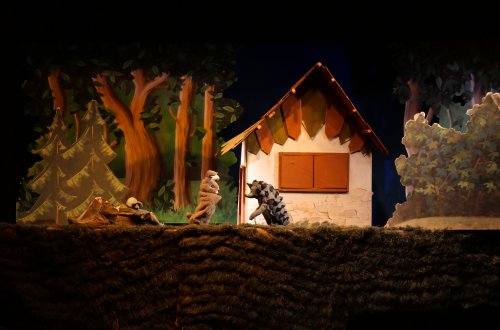 Sezónu loutkových představení zakončilo promítání filmu s následnou diskuzí