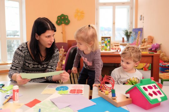 Centrum pro rodiče s dětmi Kopretina ve Velkém Meziříčí slaví deset let s Charitou