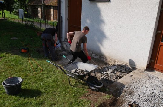 Přístavbu školky postaví jiná firma