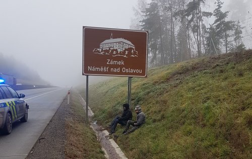 Policisté zadrželi u Měřína migranty z Maroka