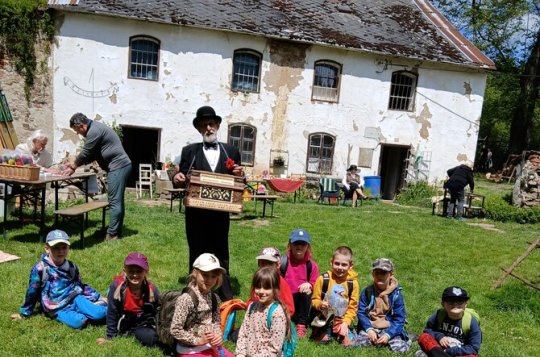 Svatojánská noc se blíží