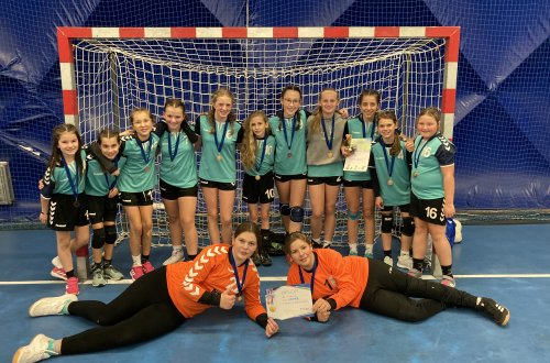 Mladší žákyně se účastnily turnaje O Perníkové srdce